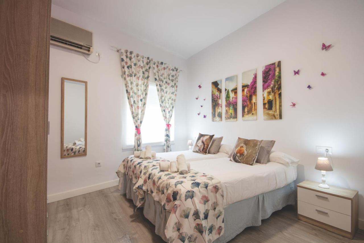 Apartamentos Coso De San Albin Mérida Exterior foto